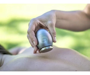 Klangei next vibrációs zenelejátszó, gyöngyház fehér, „Somnia” zenei kreációval